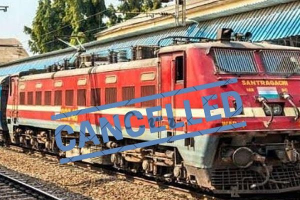ফের ট্রেন বাতিল দক্ষিণ পূর্ব রেলে, ভোগান্তির আশঙ্কায় যাত্রীরা
